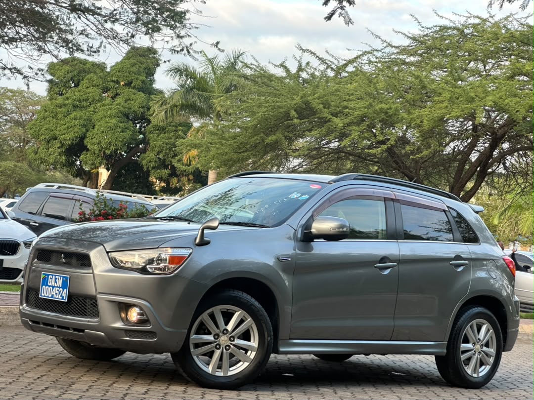 MITSUBISHI RVR thumbnail 8